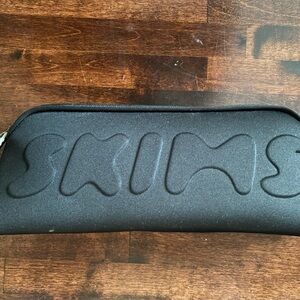 New SKIMS Small Black Waist Trainer